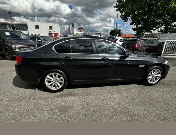 Taksitle Araba BMW 520d Exclusive Sunrooflu 2011 Otomatik