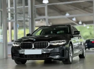 Elden Senetli Araba 2021 BMW 520i M Sport Hatasız